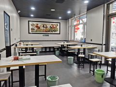 大堂-清真喜兰老丁羊汤特色小吃