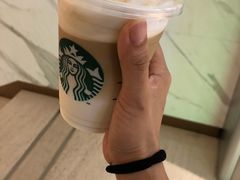 -星巴克(恒隆广场店)