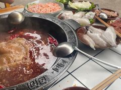 -重庆故事姊妹老火锅(财经学院店)