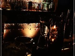 -Whisper Bar 