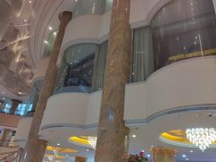 -深圳君逸国际酒店(龙岗横岗塘坑地铁站店)