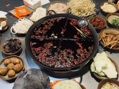 -菜园坝老火锅(金岛店)