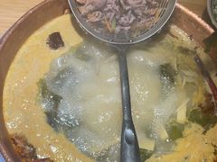 -洱火云南酸菜牛肉火锅(石景山当代商城店)