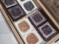 -阮大兴糕团(杭州西湖银泰百货店)