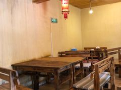 -小锅巴纳西餐厅