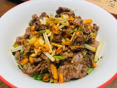 生炒雪花牛肉-钵家大院(大花岭店)