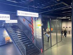-极限PLAY运动娱乐新世界·团建派对潮玩休闲馆·室内蹦极高空游乐园