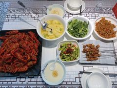 -靓虾二哥长沙地标小龙虾(五一广场店)