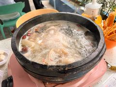-墨脱石锅椰子鸡•海鲜糟粕醋(榆亚路店)