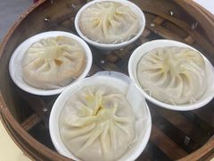-莱莱小笼·乔艾
