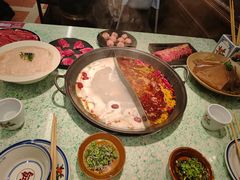 -鸿姐老火锅(龙阳店)