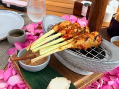 -三亚艾迪逊酒店·海滩烧烤 BARBACOA·现场乐队·浪漫晚餐·烧烤海鲜