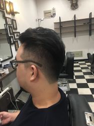 -MARTIN'S BARBER SHOP男士理发馆