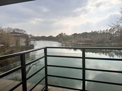 -上海怡沁园度假酒店