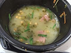 -官人桥番茄米线(温江行署店)