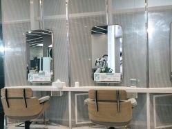 -PE SALON 