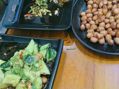 -曹丞相·地锅鸡·地锅鱼(武林店)