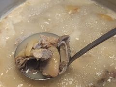 -煲王粤菜餐厅(中侨中心店)