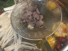 -四点金潮汕鲜牛肉火锅(金猴名居店)