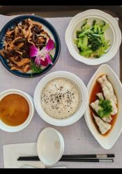 -玥奢国际母婴护理中心(滨江宝龙店)