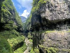 -鹿院坪生态旅游景区