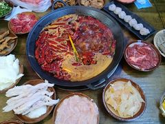 -黄潇洒老火锅(九眼桥宏济巷店)