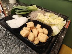 -一席地·本地鸡窝·杭帮鸡火锅(萧山银隆百货店)