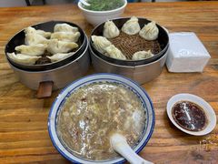 -罗卜李包子羊肉汤