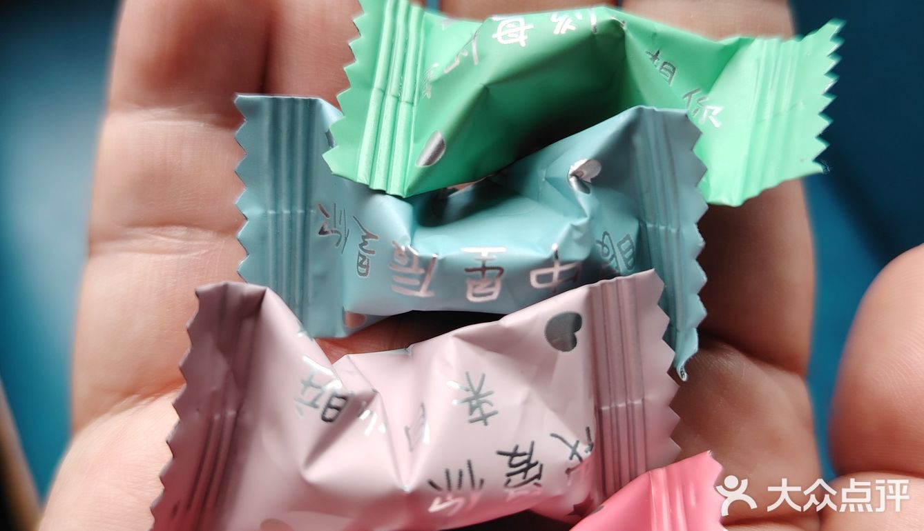 胜鱻潭蒸汽石锅鱼