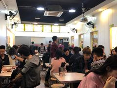 大堂-兄弟深夜豆浆