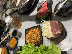 -啊美丽炭火烤肉(滑翔一店)