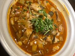 -魏铭鱼头捞饭(晋阳路店)