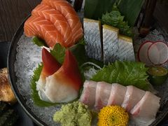 -俊屋料理·烧鸟·寿司·日泰融合菜(星际云汇店)