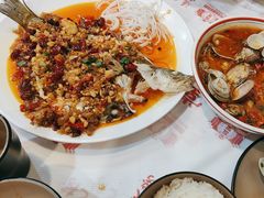 -堂瓦里·33年传统赣菜(第一街区店)