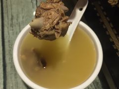 -丫丫汤膳打边炉(宏府408坊店)