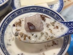 牛奶芋头红枣桃胶-双喜老铺(人民广场店)