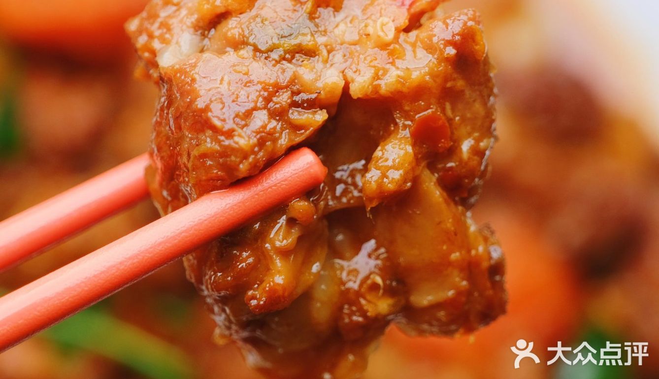 年夜饭桌上硬菜红焖羊肉，都抢疯了