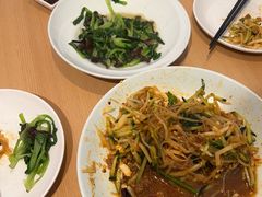 -关东小磨东北菜(上海长风大悦城店)