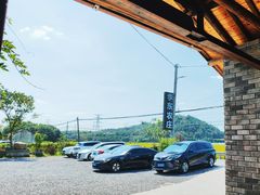 -李东农庄(中南百草园地标店)