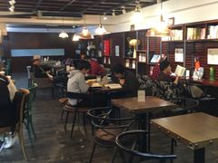 -新华书店(泉城路店)