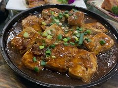 铁板煎酿豆腐-珠江餐厅