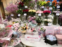 -花邻FloweringLife花艺气球派对(武康大楼店)