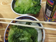 -魔都三兄弟酸辣粉·蘸卤炸串(虹桥万科店)