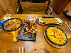 -老东镇啤酒屋海鲜加工·蒸汽海鲜·海鲜烧烤(台东店)