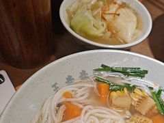-王春春鸡汤饭(上海中海环宇城店)