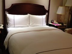 大床-茂名熹龙国际大酒店(人民广场高铁站店)