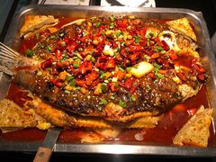 草鱼-鸣记脆皮烤鱼·海鲜烤鱼(三八广场店)