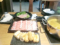 -呷哺呷哺(万达新世界店)