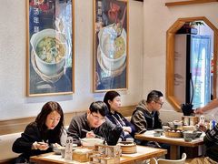 -馋三尺蟹粉小笼(人民广场店)