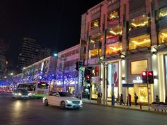 -梅龙镇广场